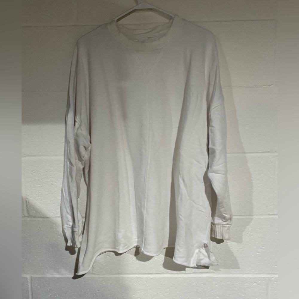 white aerie small crewneck